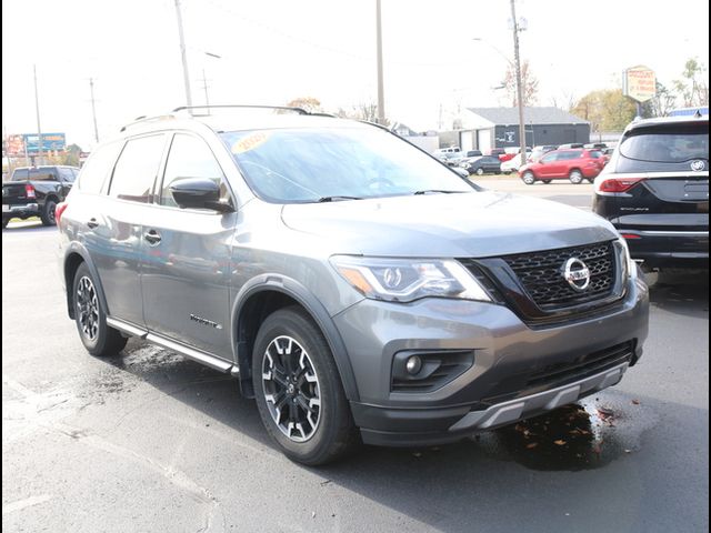 2020 Nissan Pathfinder SL