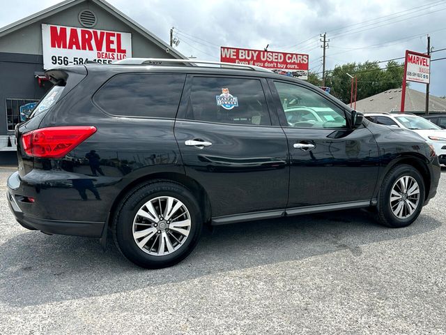 2020 Nissan Pathfinder SV