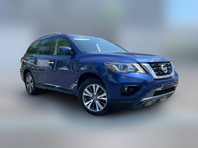 2020 Nissan Pathfinder SV