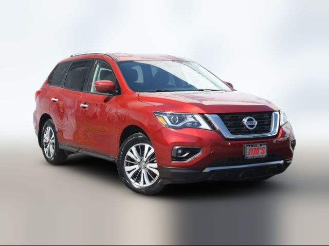 2020 Nissan Pathfinder SV