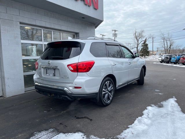 2020 Nissan Pathfinder Platinum