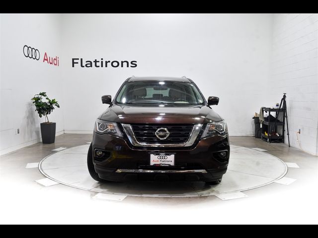 2020 Nissan Pathfinder Platinum