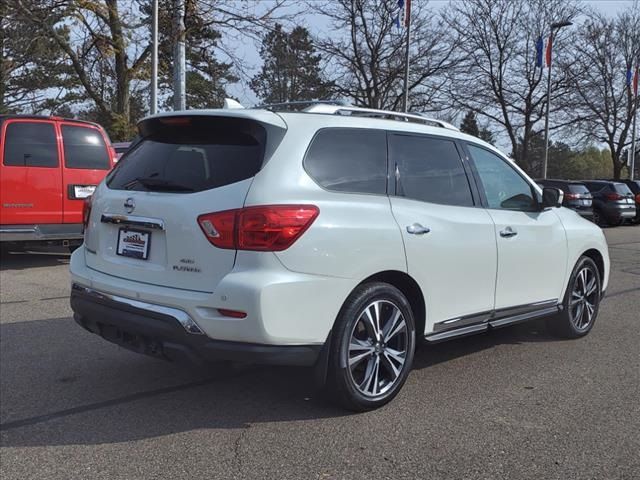 2020 Nissan Pathfinder Platinum