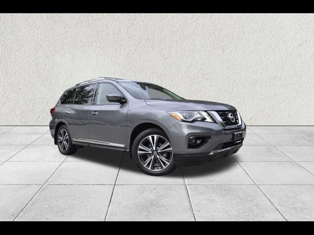 2020 Nissan Pathfinder Platinum