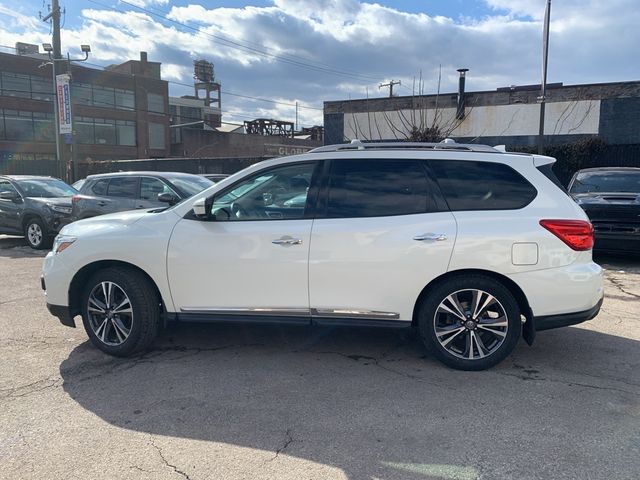 2020 Nissan Pathfinder Platinum