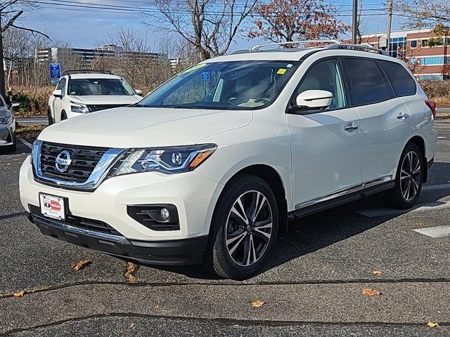 2020 Nissan Pathfinder Platinum