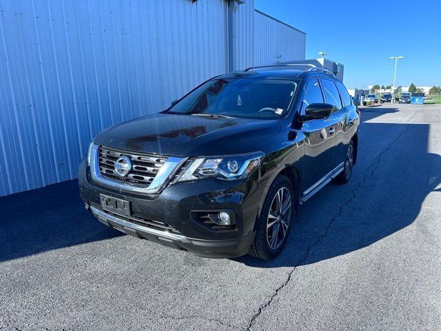 2020 Nissan Pathfinder Platinum