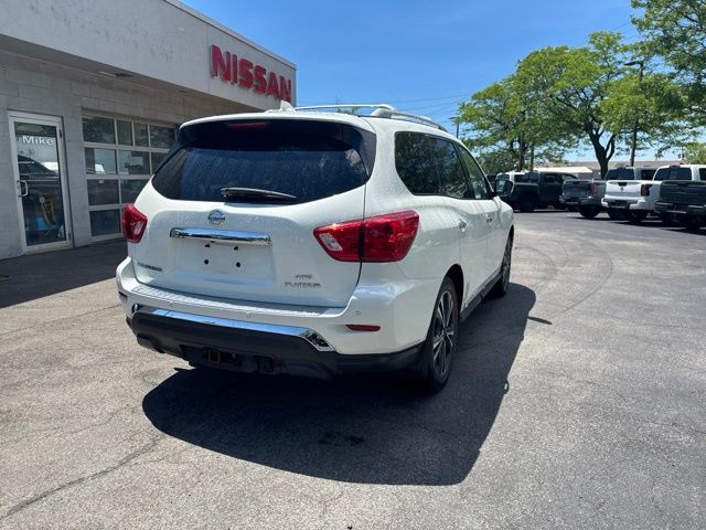 2020 Nissan Pathfinder Platinum