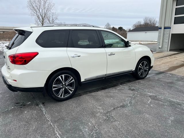 2020 Nissan Pathfinder Platinum