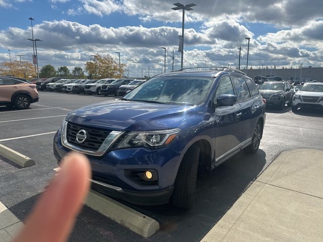 2020 Nissan Pathfinder Platinum