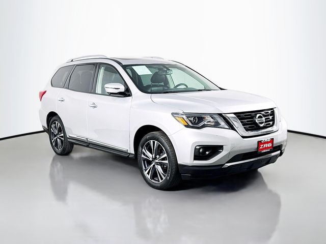 2020 Nissan Pathfinder Platinum
