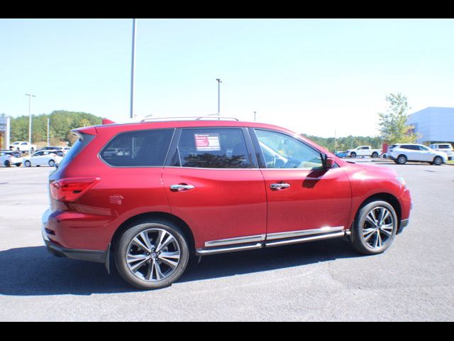 2020 Nissan Pathfinder Platinum