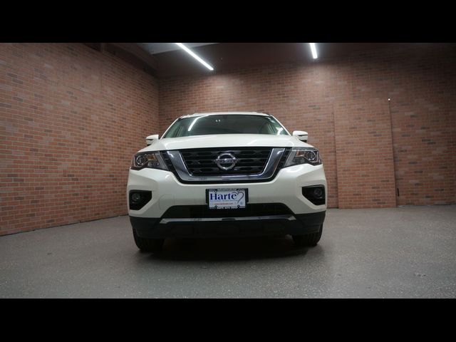 2020 Nissan Pathfinder Platinum