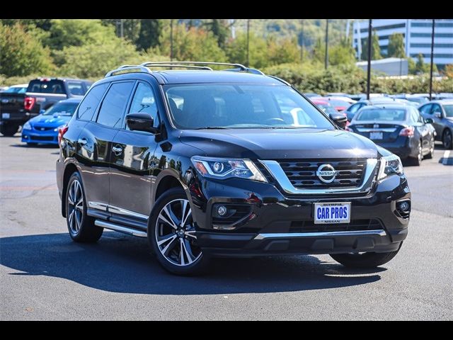 2020 Nissan Pathfinder Platinum