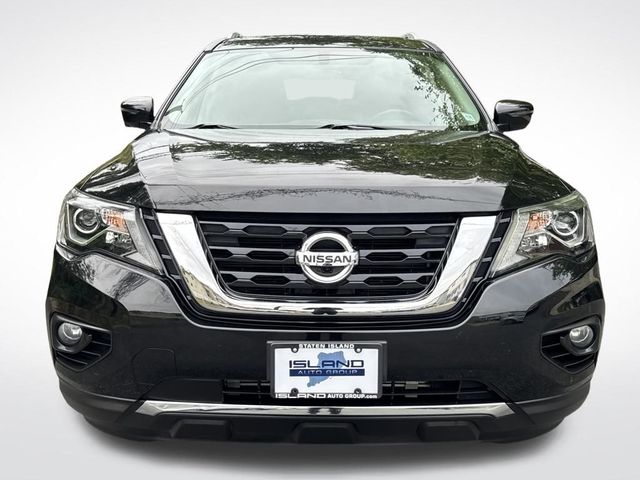 2020 Nissan Pathfinder Platinum