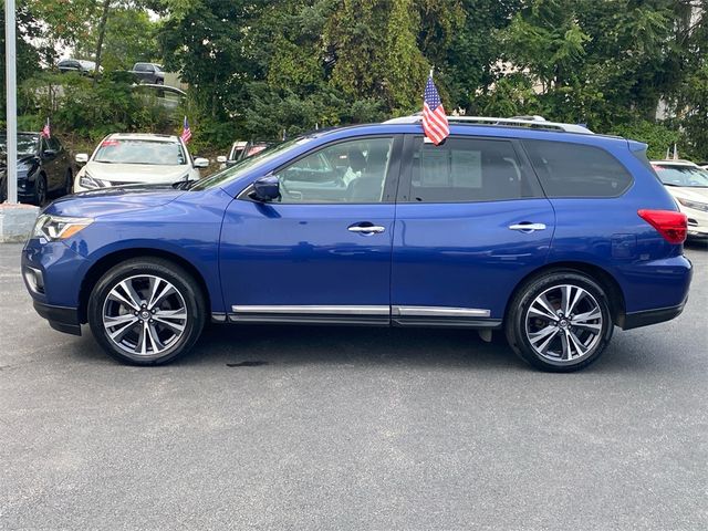 2020 Nissan Pathfinder Platinum