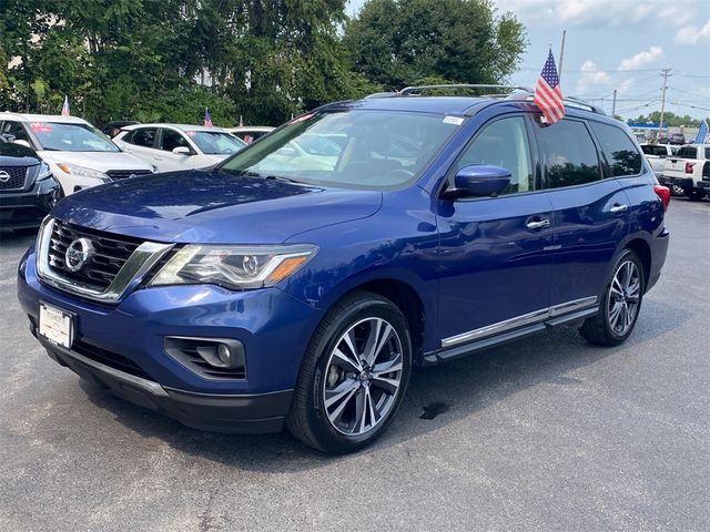 2020 Nissan Pathfinder Platinum