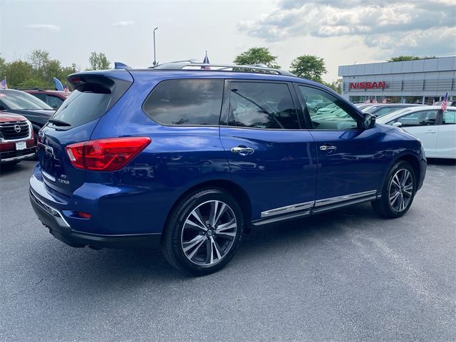 2020 Nissan Pathfinder Platinum