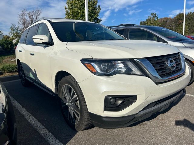 2020 Nissan Pathfinder Platinum