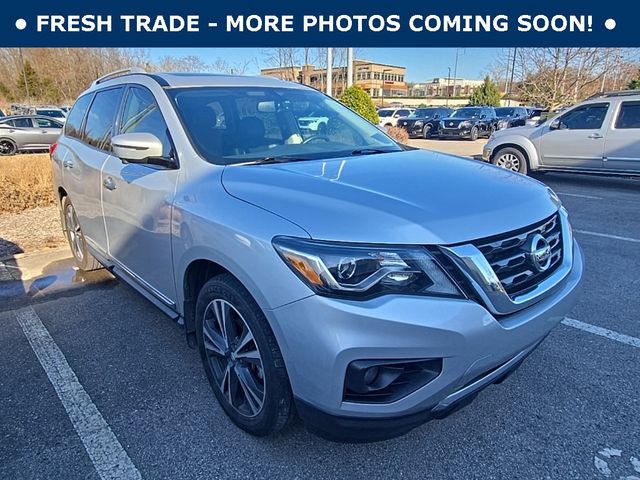 2020 Nissan Pathfinder Platinum