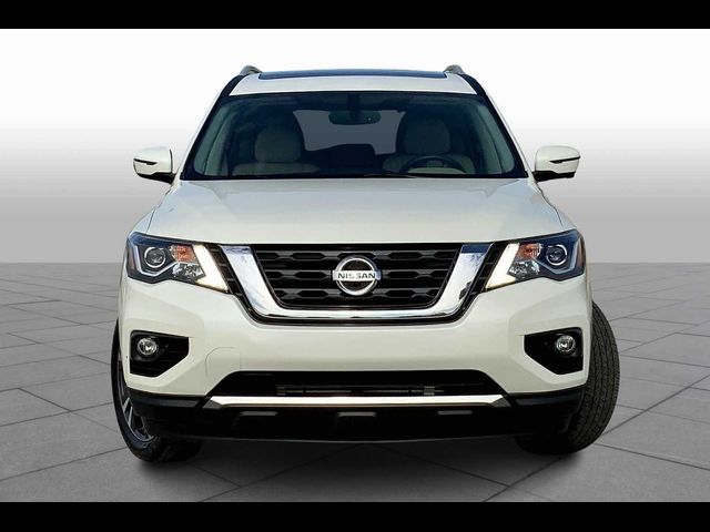 2020 Nissan Pathfinder Platinum