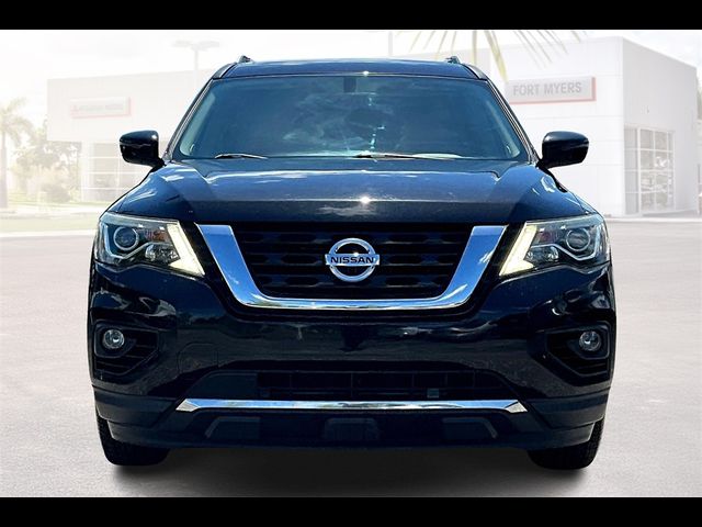 2020 Nissan Pathfinder Platinum