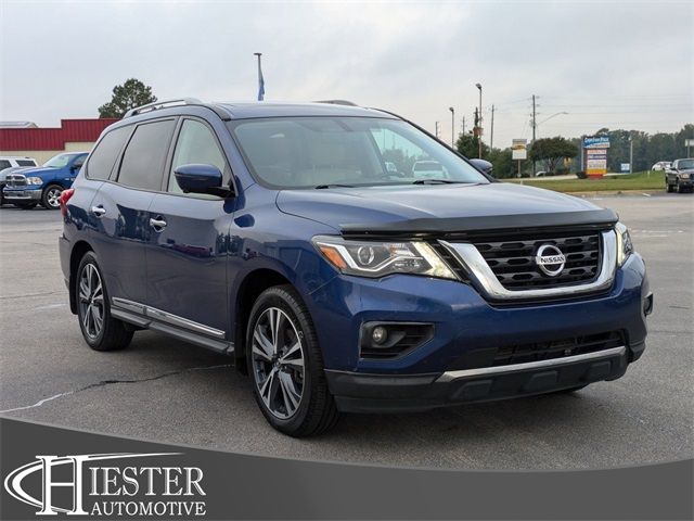 2020 Nissan Pathfinder Platinum