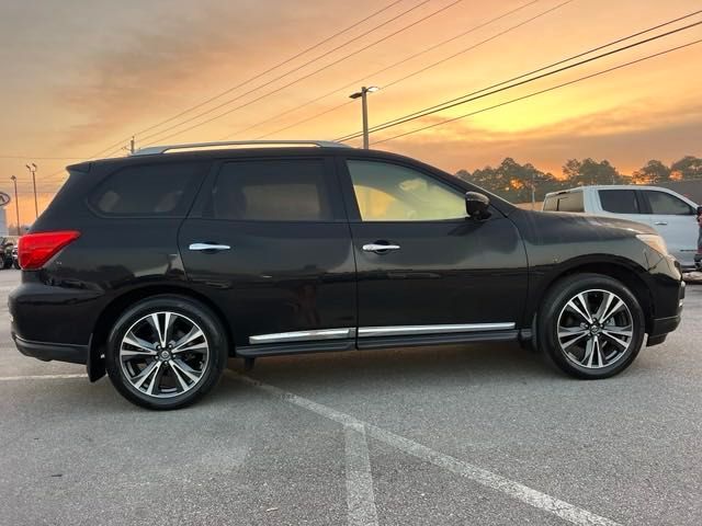 2020 Nissan Pathfinder Platinum