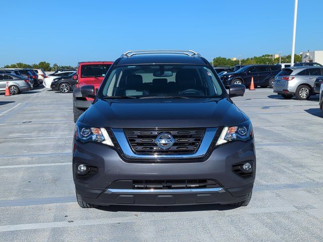 2020 Nissan Pathfinder Platinum