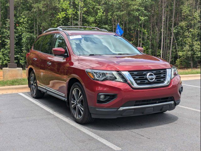 2020 Nissan Pathfinder Platinum