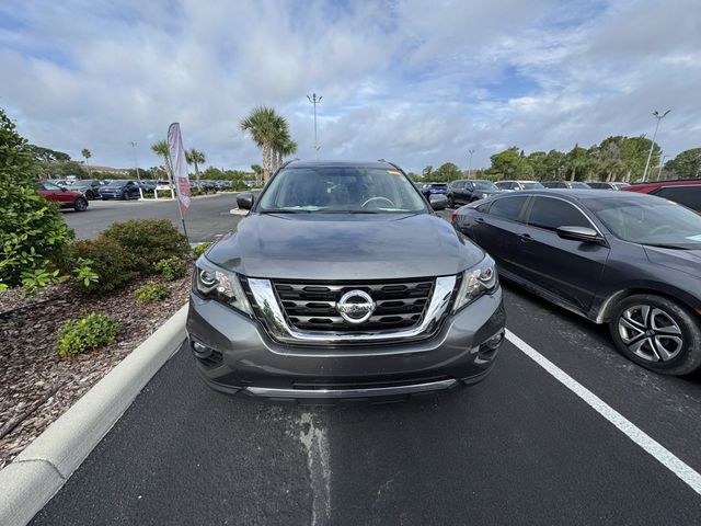 2020 Nissan Pathfinder Platinum