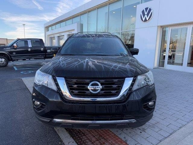 2020 Nissan Pathfinder Platinum