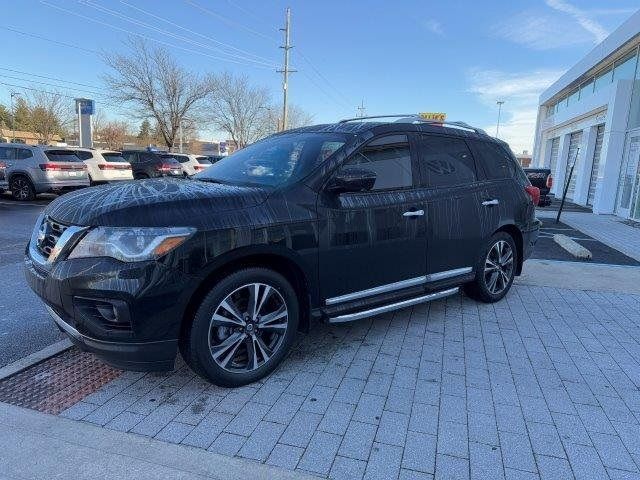 2020 Nissan Pathfinder Platinum