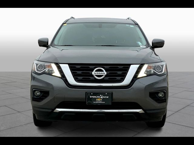 2020 Nissan Pathfinder Platinum