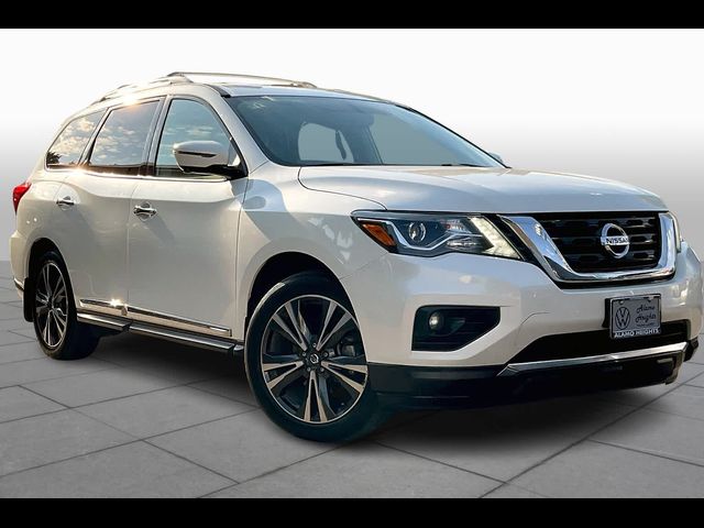 2020 Nissan Pathfinder Platinum