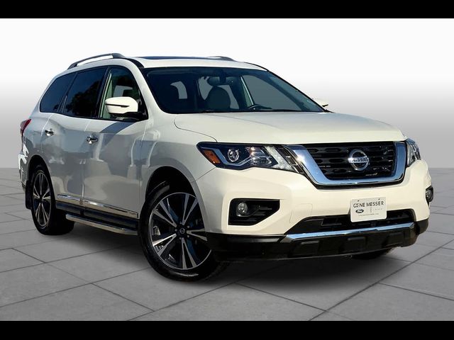 2020 Nissan Pathfinder Platinum