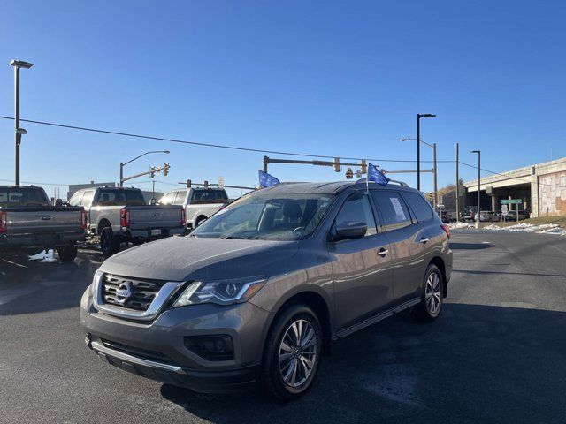 2020 Nissan Pathfinder S