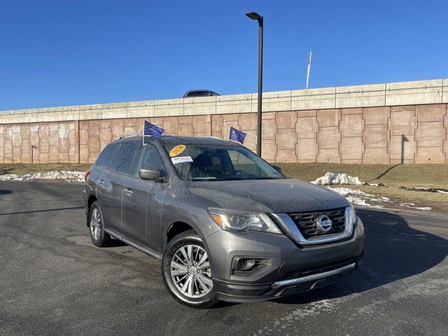 2020 Nissan Pathfinder S