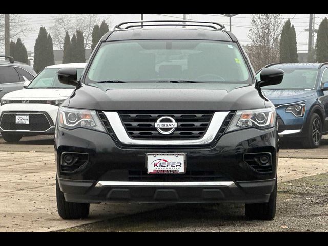 2020 Nissan Pathfinder S