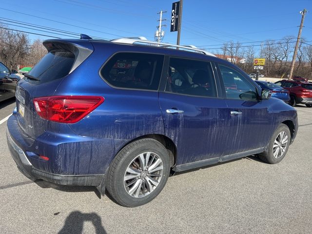 2020 Nissan Pathfinder S
