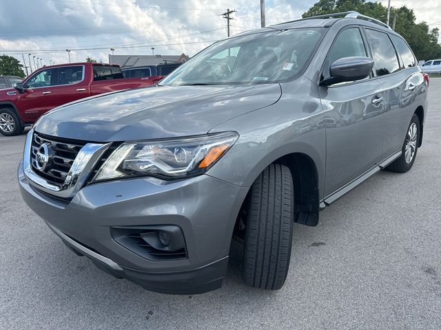 2020 Nissan Pathfinder S