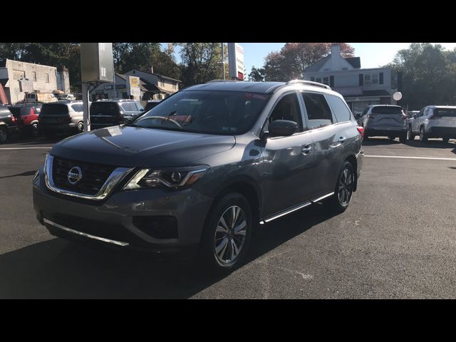 2020 Nissan Pathfinder S