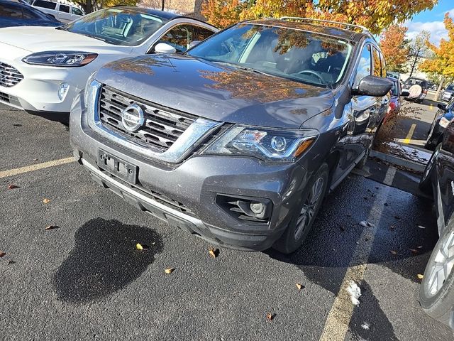 2020 Nissan Pathfinder S