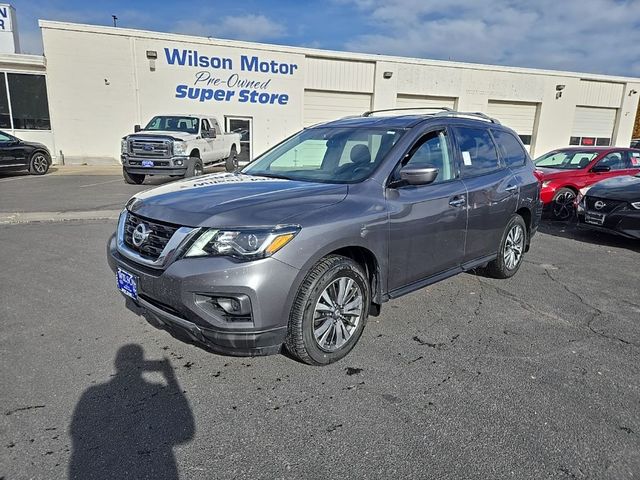 2020 Nissan Pathfinder S