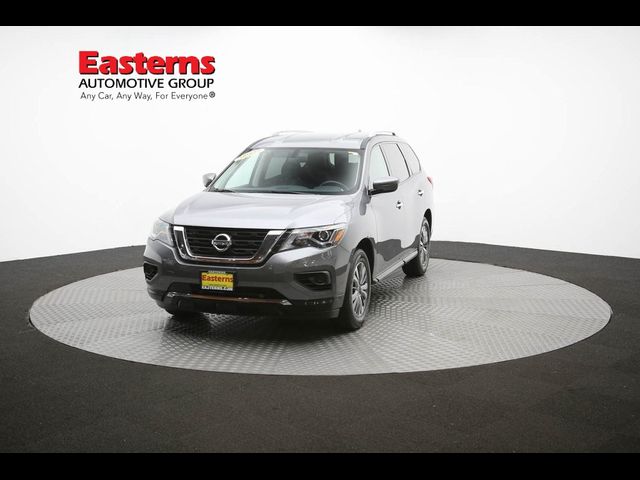 2020 Nissan Pathfinder S