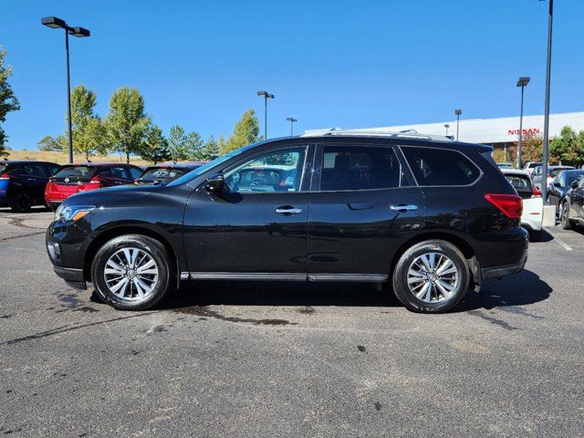 2020 Nissan Pathfinder S