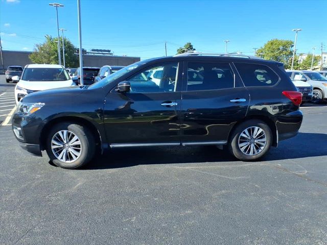 2020 Nissan Pathfinder S