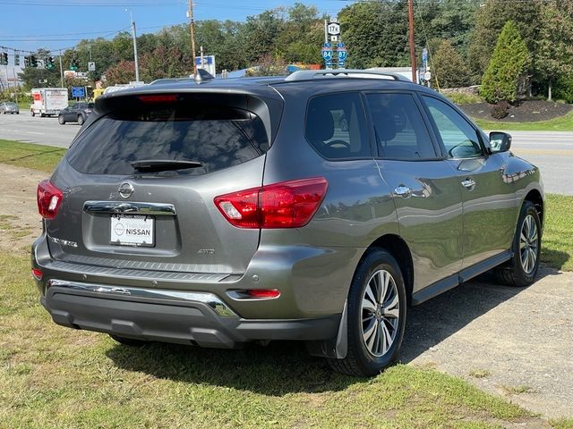 2020 Nissan Pathfinder S