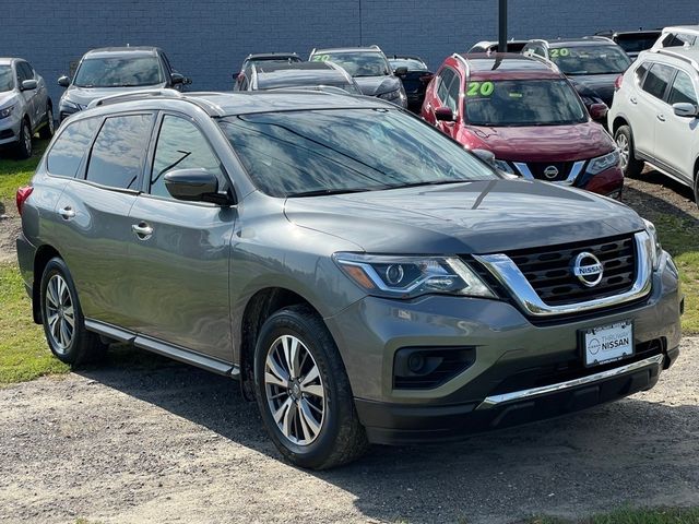 2020 Nissan Pathfinder S