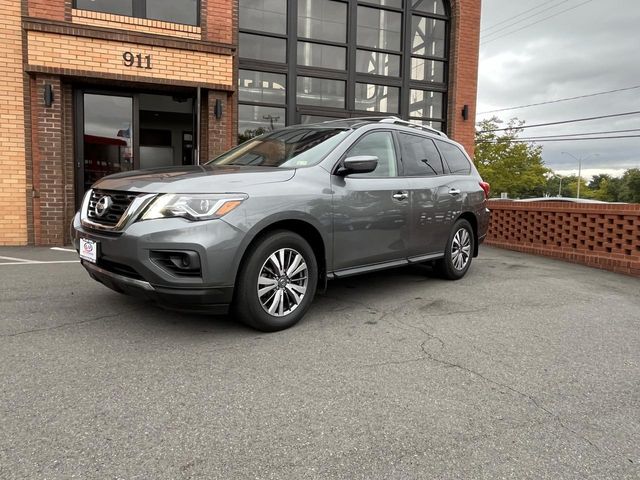 2020 Nissan Pathfinder S